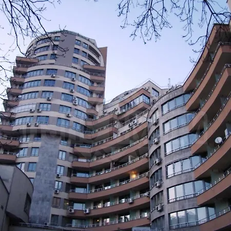 Modern, High Floor View, Doorman, Elevator, Secure Garage, Iztok, Diplomatic Lejlighed